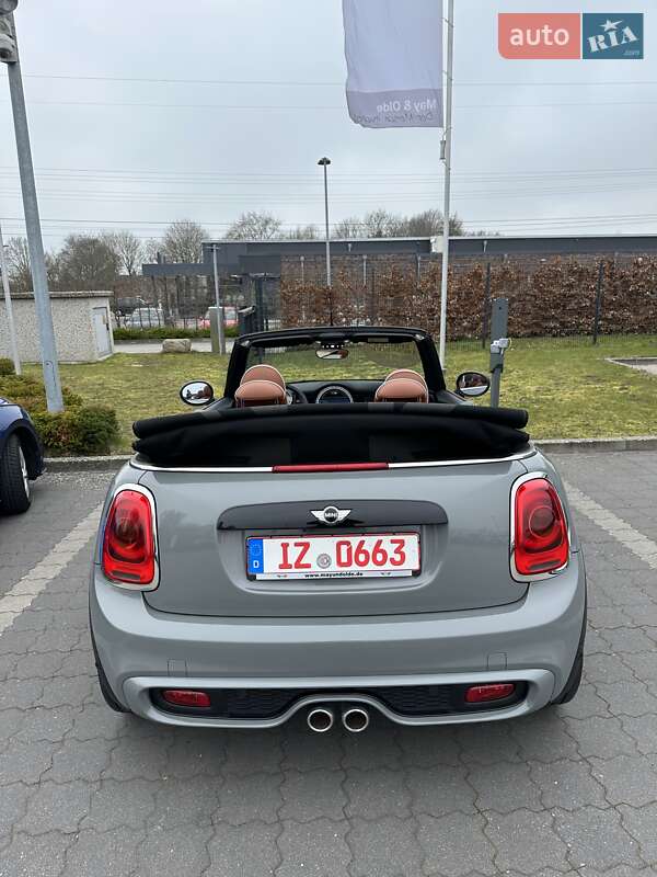 Кабриолет MINI Hatch 2016 в Киеве