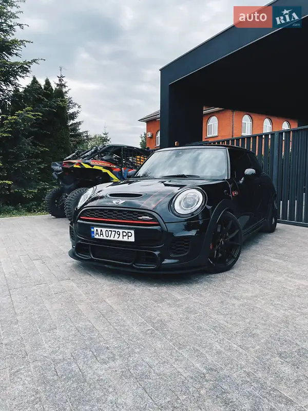 MINI Hatch 2018 VIN WMWXP7C50K2A52276 фото оголошення 17 з 47