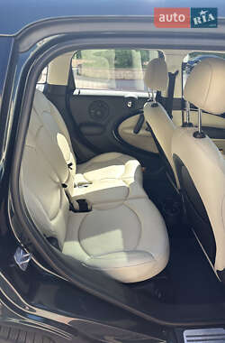 Хетчбек MINI Hatch 2013 в Києві