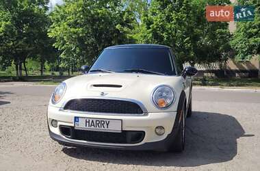 Хэтчбек MINI Hatch 2011 в 