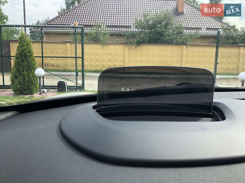 Купе MINI Hatch 2021 в Киеве