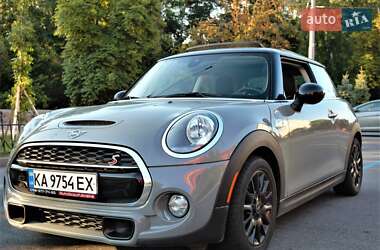Хетчбек MINI Hatch 2019 в 