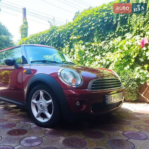 Седан MINI Hatch 2007 в Александрие