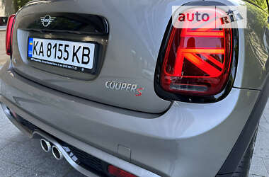 Купе MINI Hatch 2019 в 