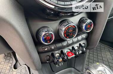 Хетчбек MINI Hatch 2014 в 