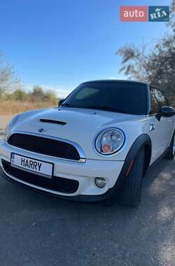 Хэтчбек MINI Hatch 2011 в 