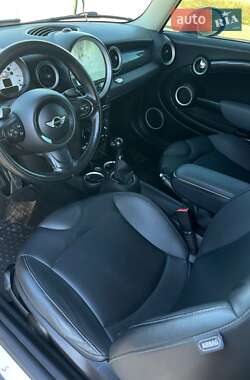 Хэтчбек MINI Hatch 2011 в 