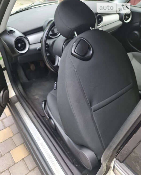 Хетчбек MINI Hatch 2008 в Києві