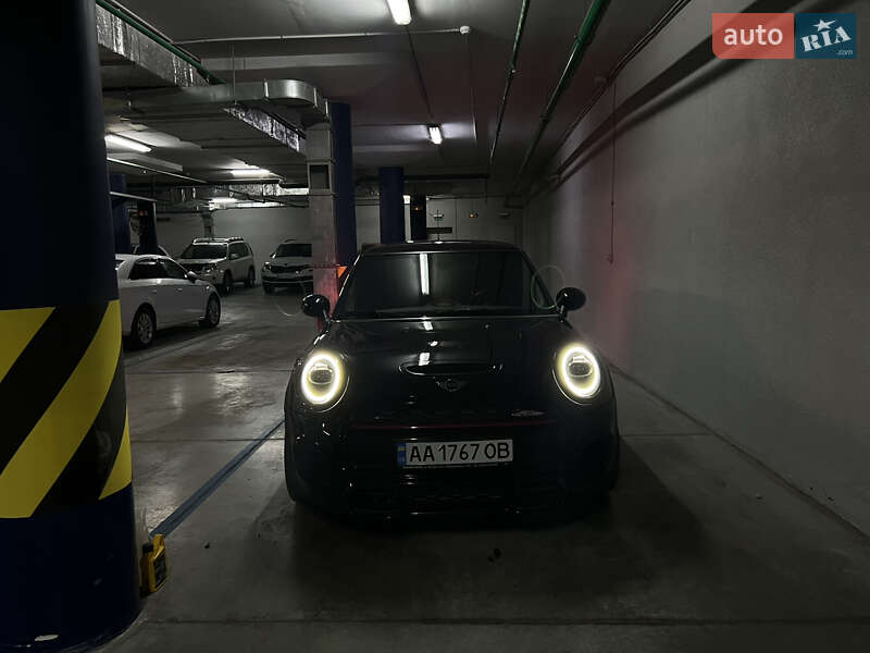 Хетчбек MINI Hatch 2019 в Києві фото 19 Хетчбек MINI Hatch 2019 в Києві