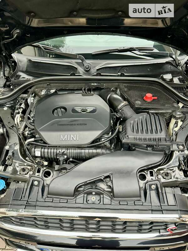 Хетчбек MINI Hatch 2016 в Дніпрі