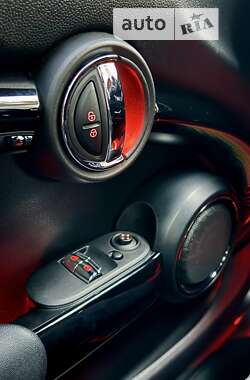 Хэтчбек MINI Hatch 2016 в Днепре