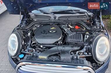 Хетчбек MINI Hatch 2015 в 