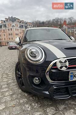 Хетчбек MINI Hatch 2019 в Києві