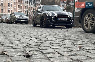 Хетчбек MINI Hatch 2019 в Києві