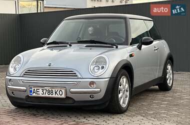 Хэтчбек MINI Hatch 2002 в 