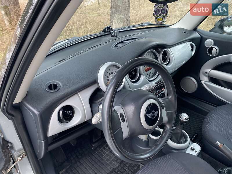 Хетчбек MINI Hatch 2002 в Кривому Розі