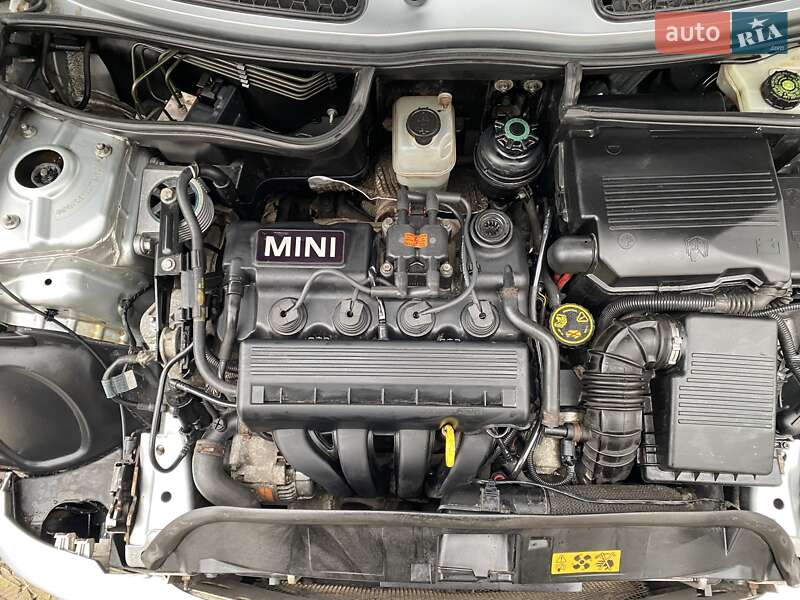 Хетчбек MINI Hatch 2002 в Кривому Розі