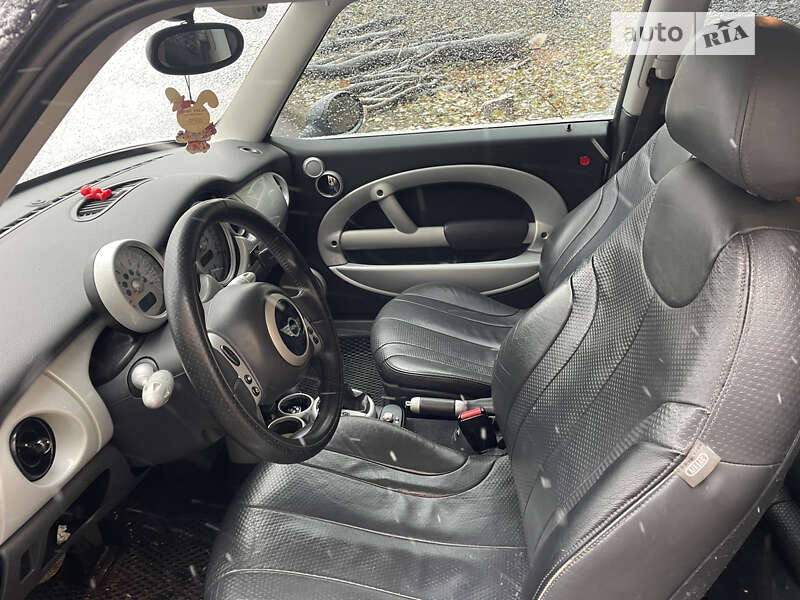 Хетчбек MINI Hatch 2004 в Києві