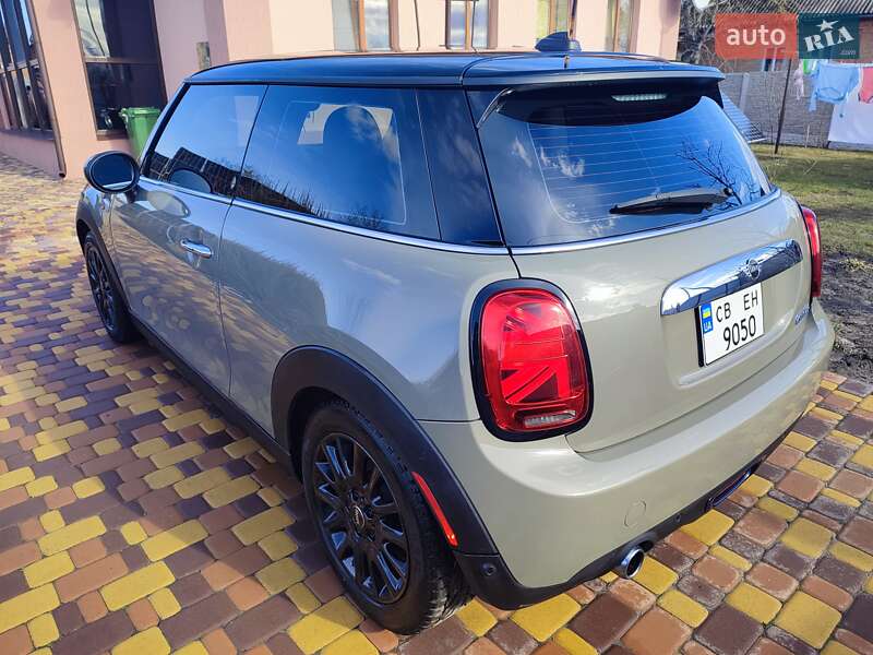 Хэтчбек MINI Hatch 2019 в Пирятине