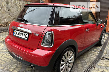 Хетчбек MINI Hatch 2013 в 