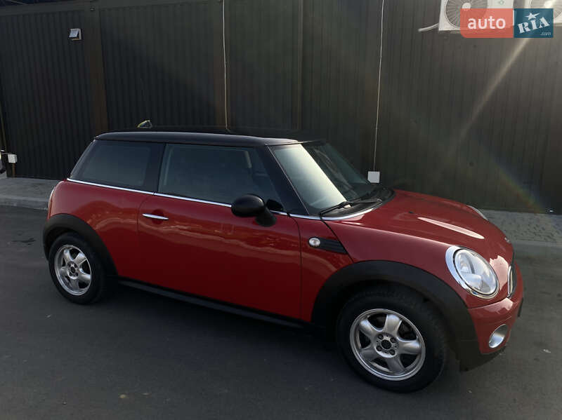 Хетчбек MINI Hatch 2010 в Яремчі