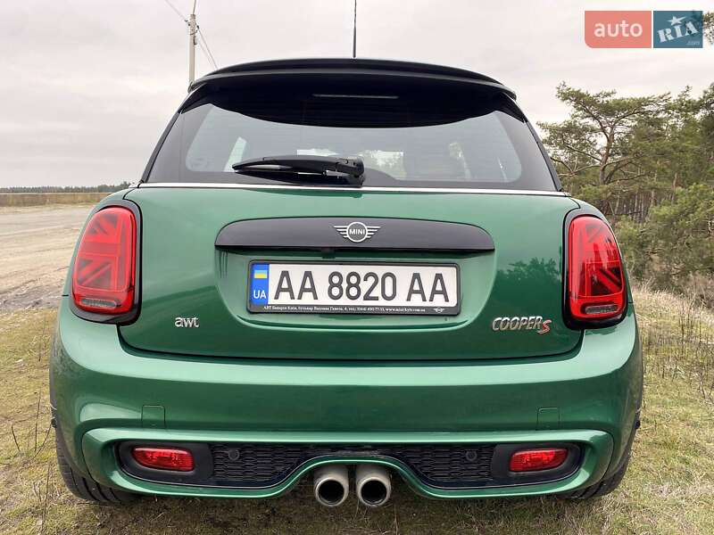 Хетчбек MINI Hatch 2019 в Києві