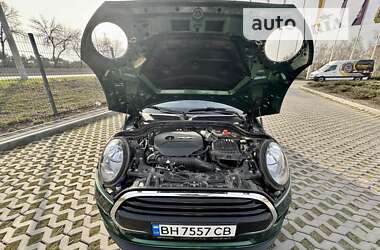 Хэтчбек MINI Hatch 2015 в Одессе