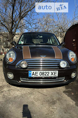 Хэтчбек MINI Hatch 2009 в Черновцах