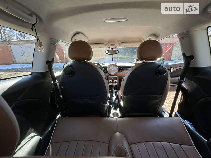 Хэтчбек MINI Hatch 2009 в Черновцах