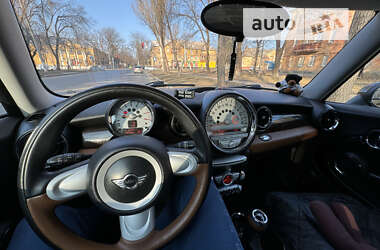 Хэтчбек MINI Hatch 2009 в Черновцах