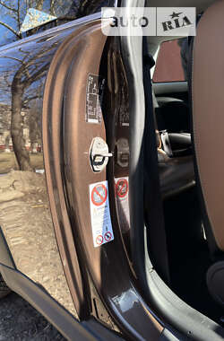 Хэтчбек MINI Hatch 2009 в Черновцах