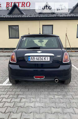 Хэтчбек MINI Hatch 2008 в Виннице