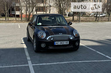 Хэтчбек MINI Hatch 2009 в Черновцах