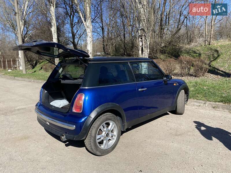Хетчбек MINI Hatch 2003 в Запоріжжі
