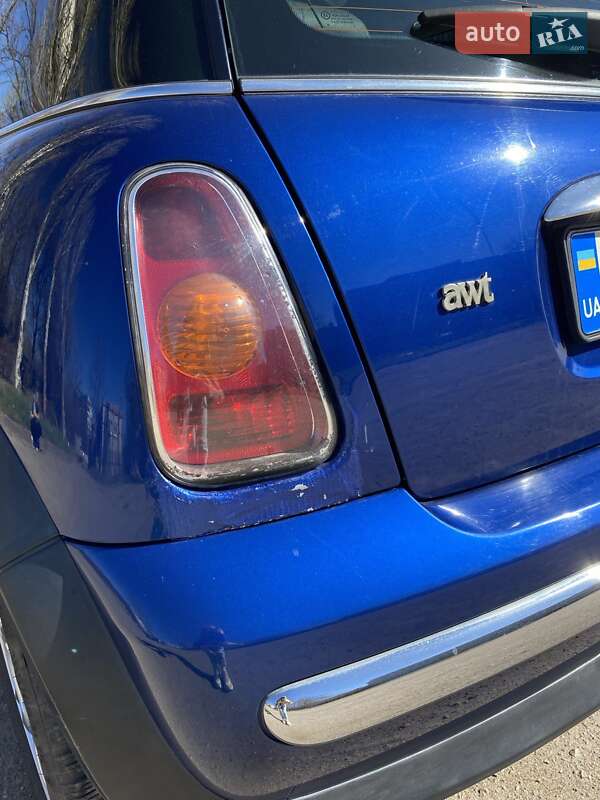 Хетчбек MINI Hatch 2003 в Запоріжжі