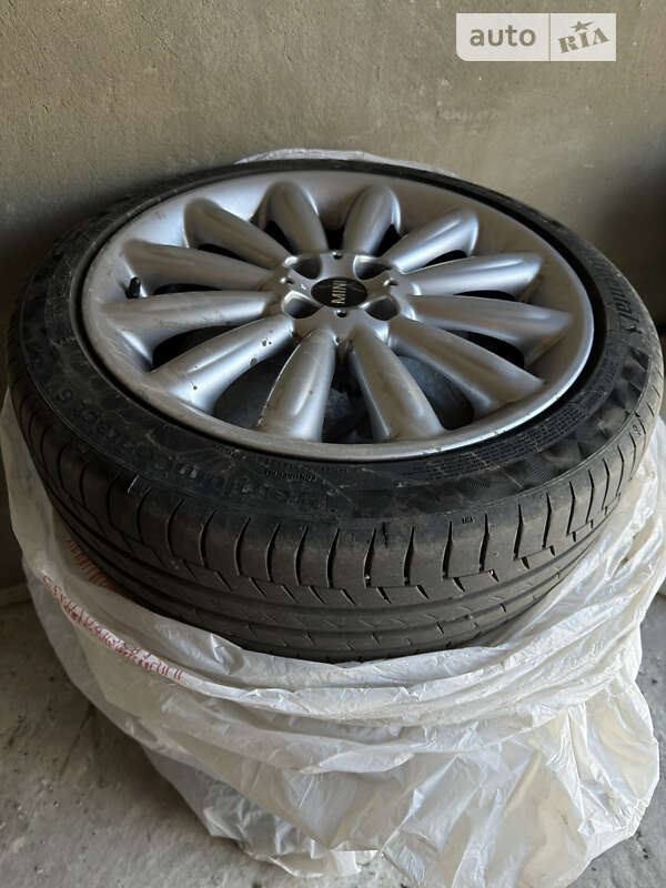 Хэтчбек MINI Hatch 2009 в Черновцах