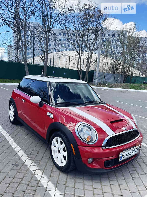 Хэтчбек MINI Hatch 2011 в Одессе