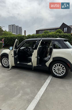 Хетчбек MINI Hatch 2015 в Дніпрі