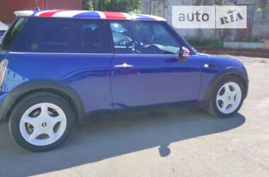 Хэтчбек MINI Hatch 2004 в Киеве