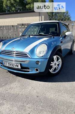 Хэтчбек MINI Hatch 2004 в Горишних Плавнях