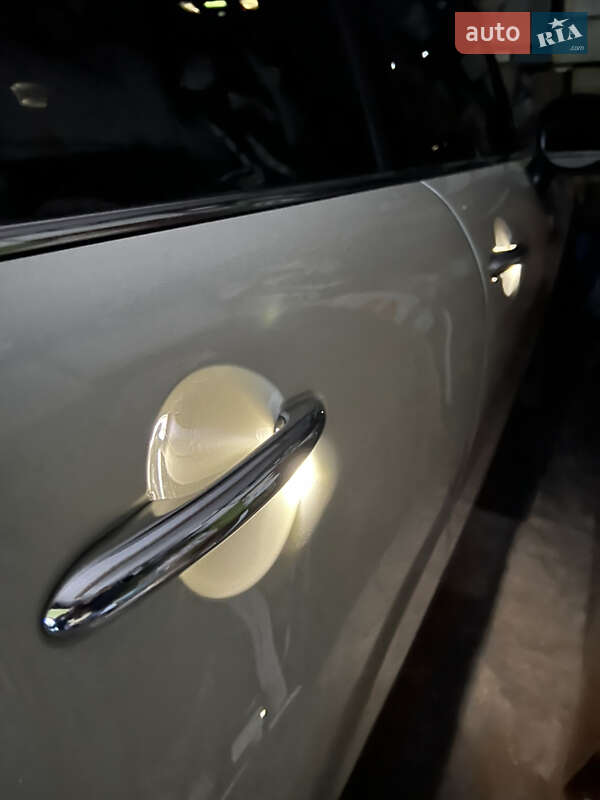 Хэтчбек MINI Hatch 2015 в Николаеве