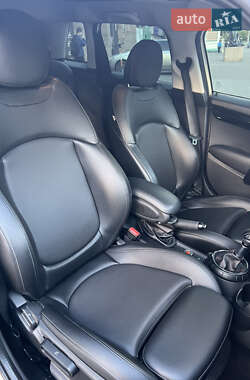Хэтчбек MINI Hatch 2015 в Николаеве