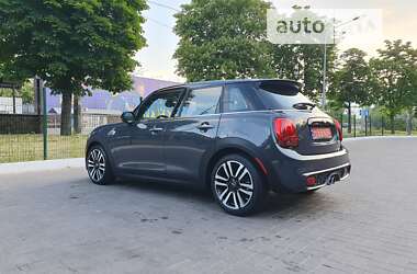 Хэтчбек MINI Hatch 2018 в Киеве