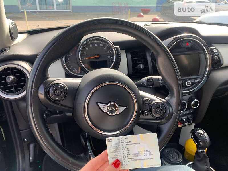 Хэтчбек MINI Hatch 2014 в Одессе