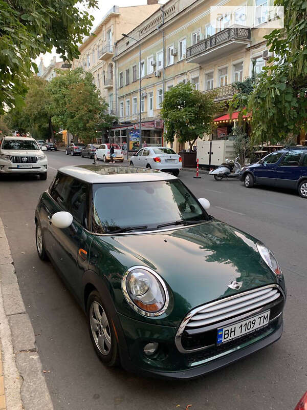 Хэтчбек MINI Hatch 2014 в Одессе