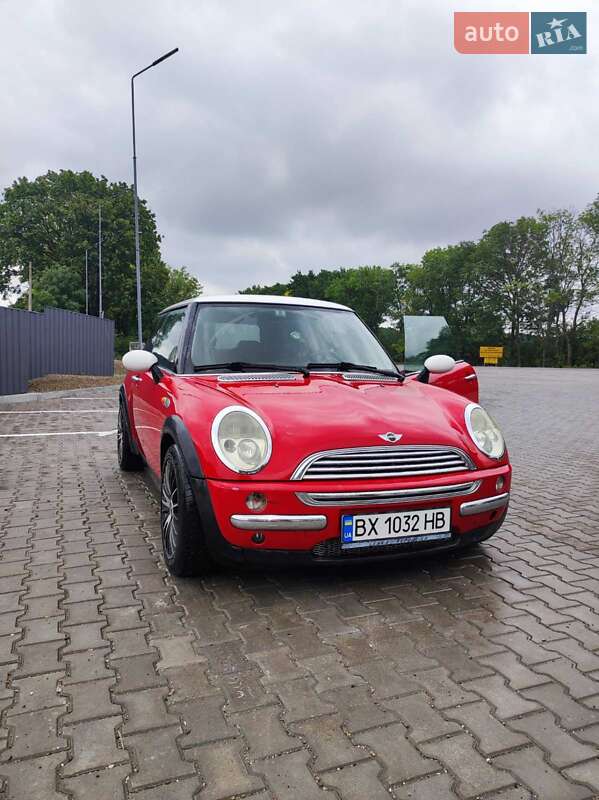 Хэтчбек MINI Hatch 2002 в Каменец-Подольском