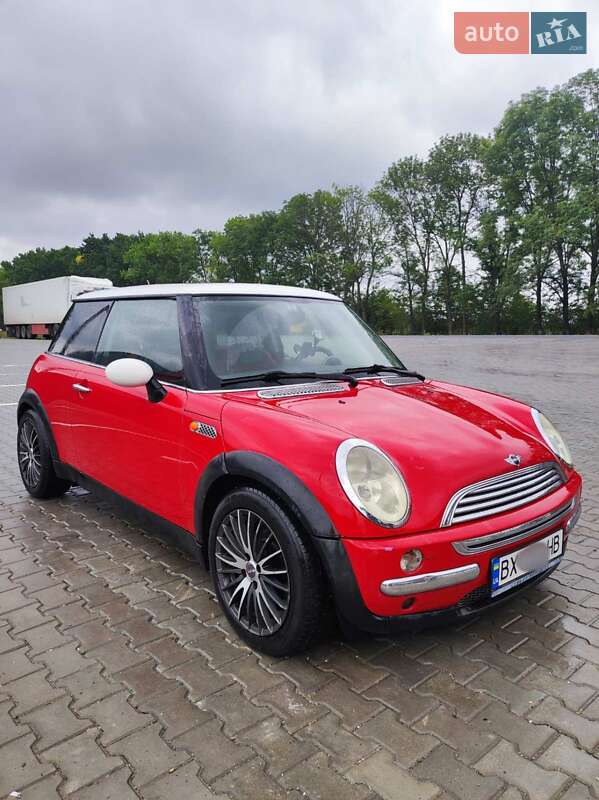 Хэтчбек MINI Hatch 2002 в Каменец-Подольском