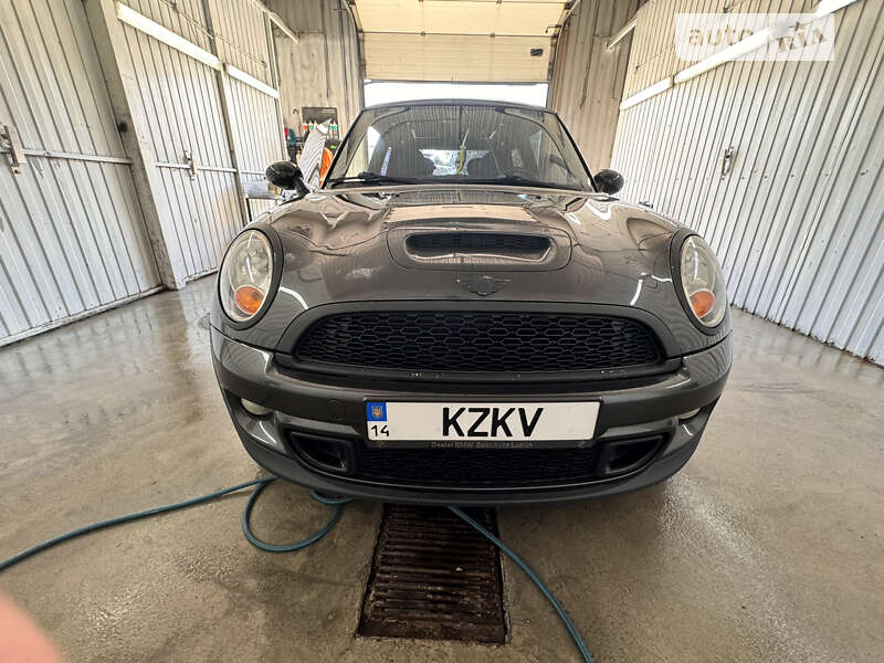 Хетчбек MINI Hatch 2011 в Києві