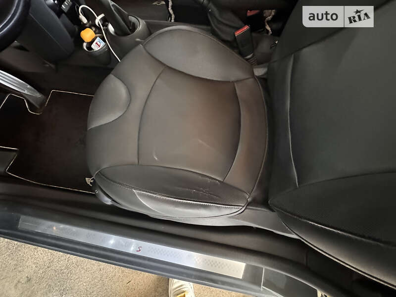 Хетчбек MINI Hatch 2011 в Києві