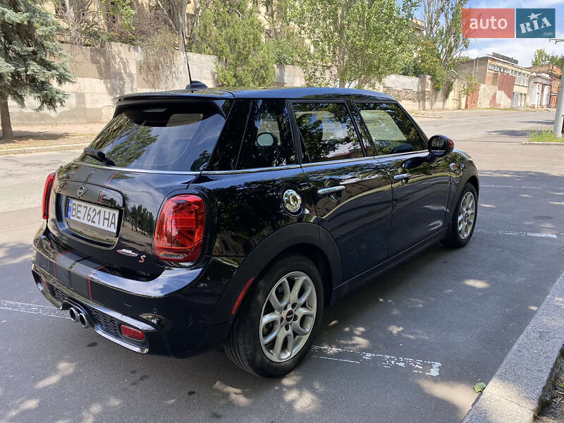 Хетчбек MINI Hatch 2018 в Києві